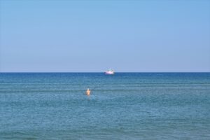 Pêcheur au Porge (Gironde)